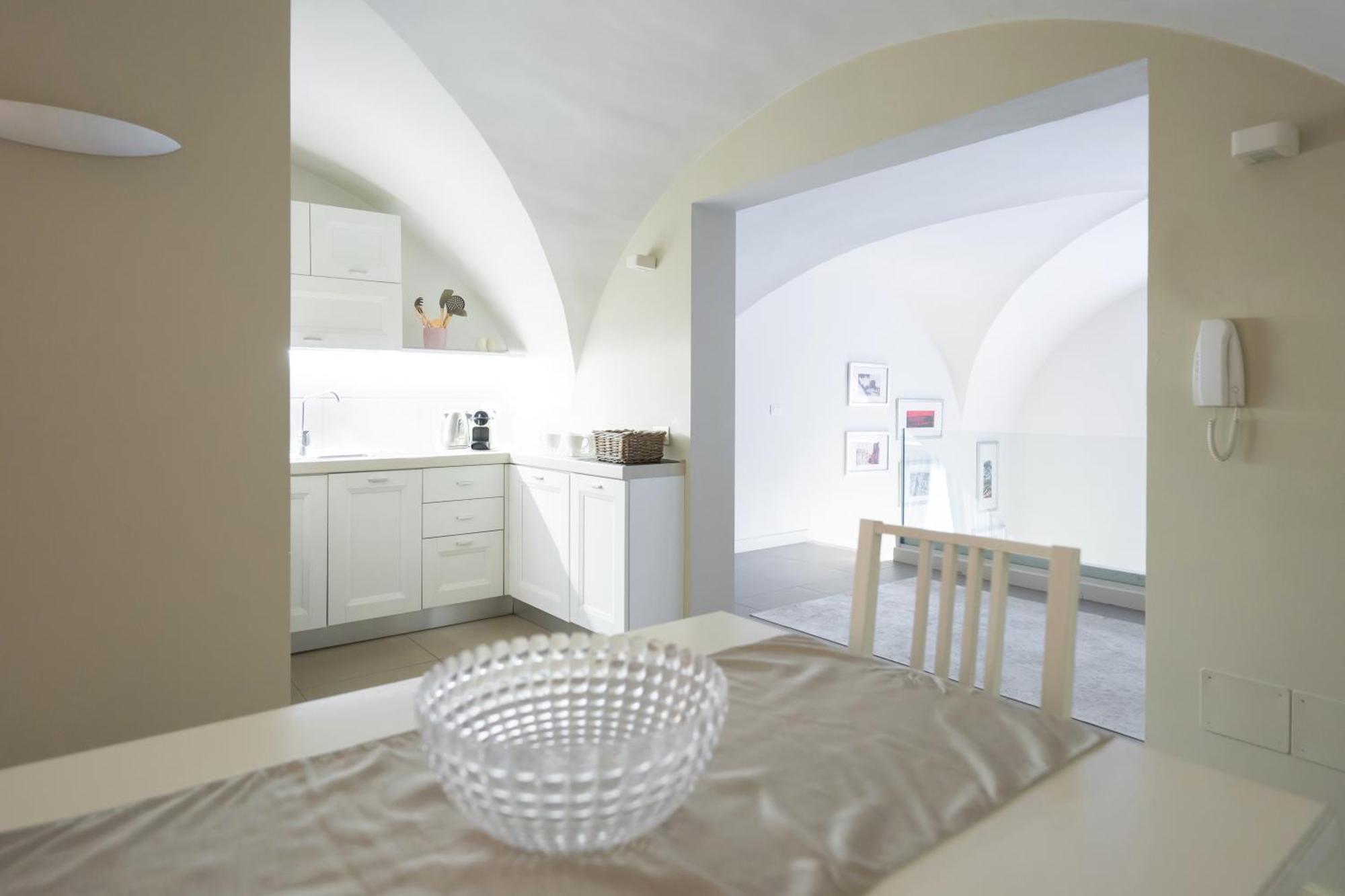 B Sicilian Charming Stay - Luxury Loft คาตาเนีย ภายนอก รูปภาพ