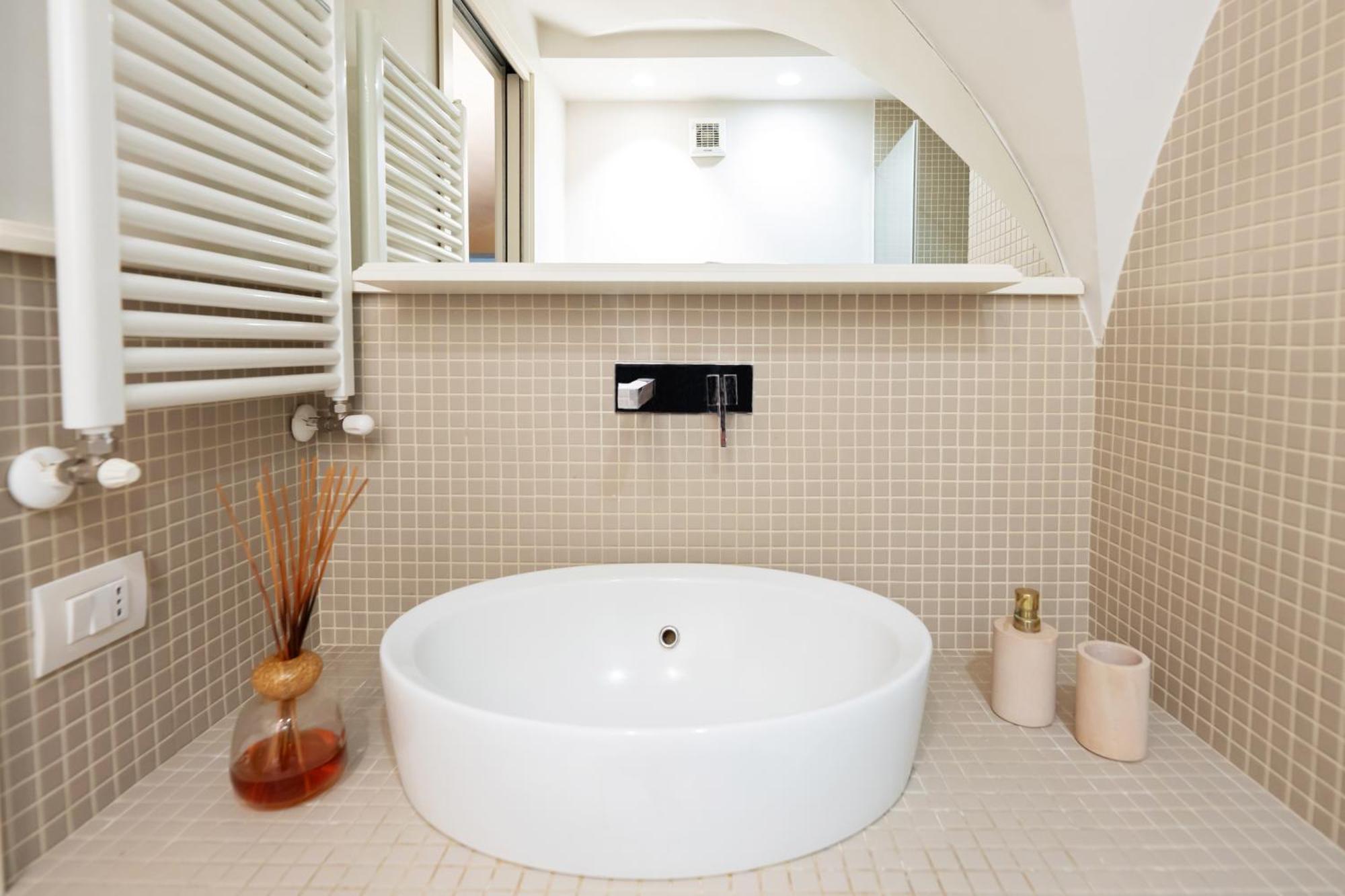 B Sicilian Charming Stay - Luxury Loft คาตาเนีย ภายนอก รูปภาพ