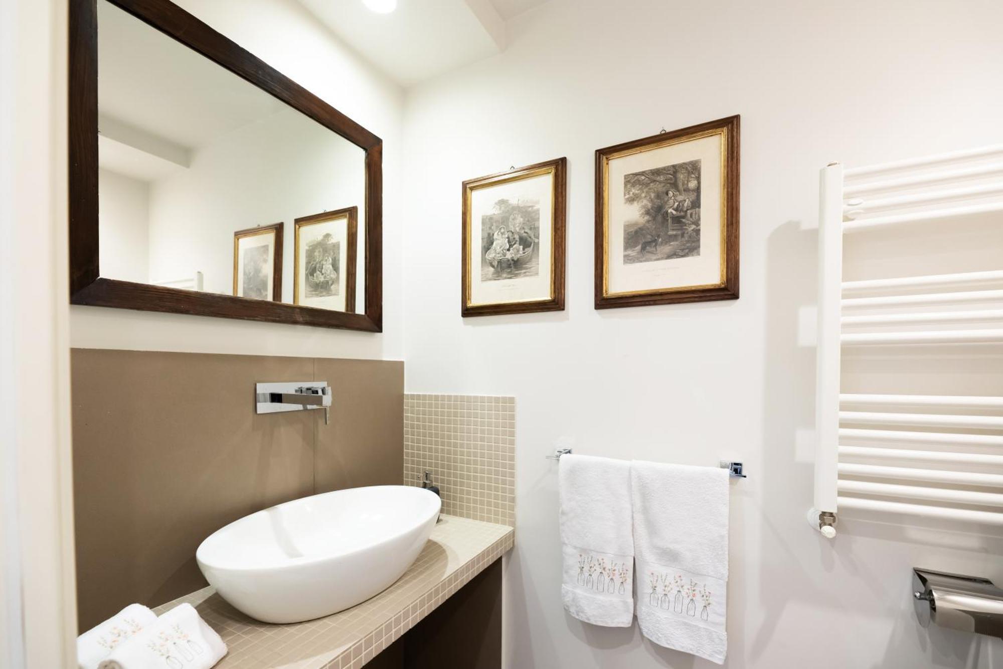 B Sicilian Charming Stay - Luxury Loft คาตาเนีย ภายนอก รูปภาพ