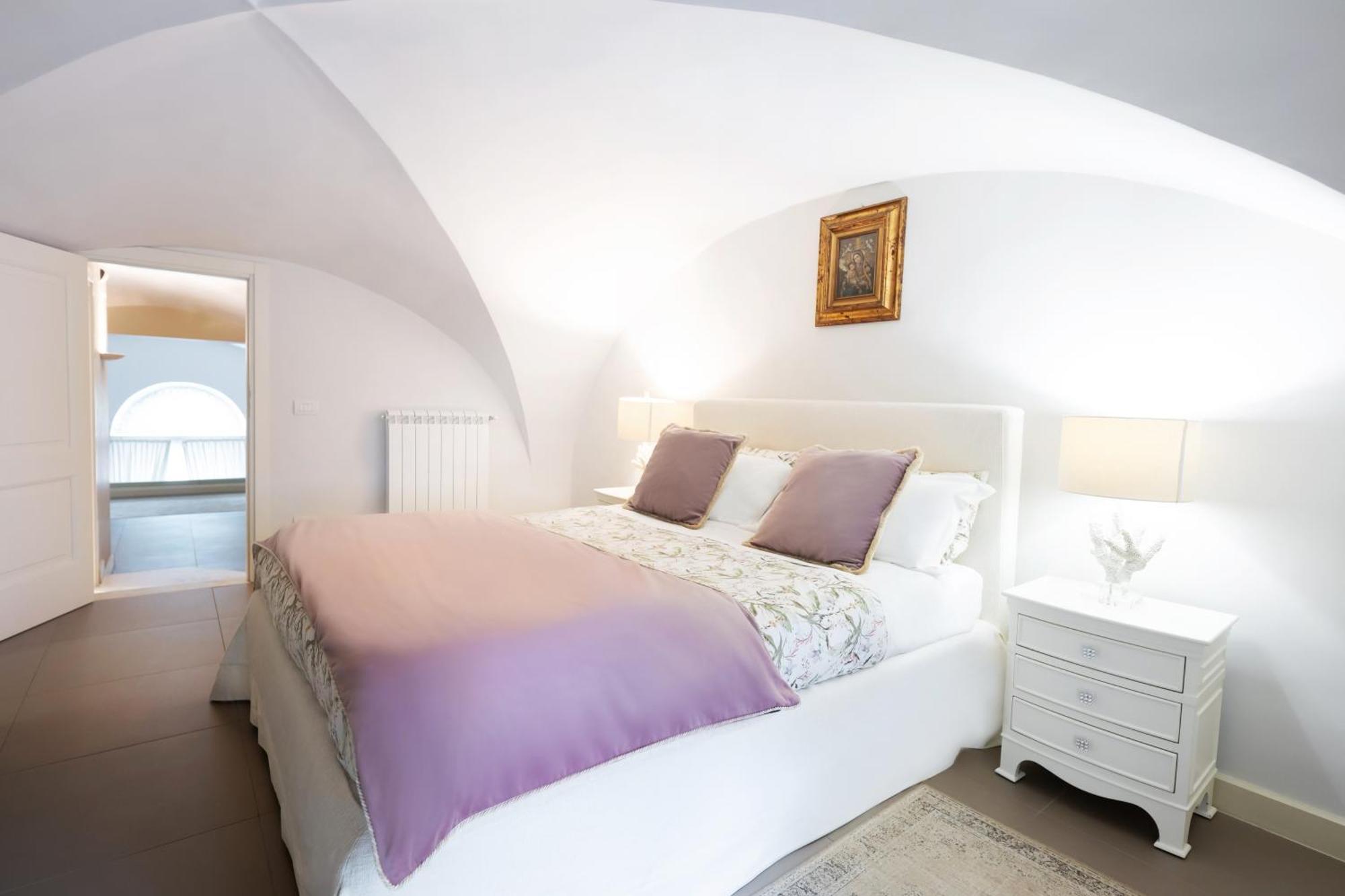 B Sicilian Charming Stay - Luxury Loft คาตาเนีย ภายนอก รูปภาพ